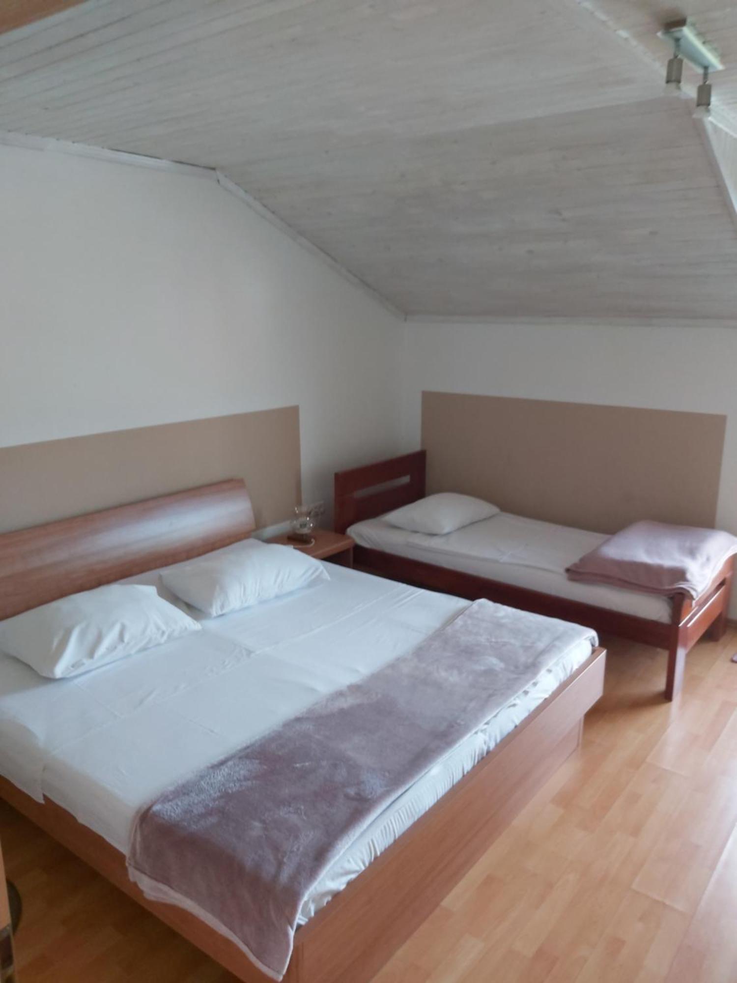 Rooms Zagon Постойна Экстерьер фото